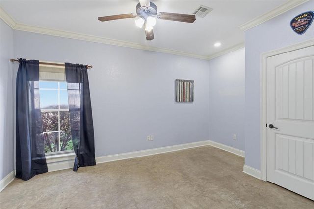 975 N Kade Ln, Lake Charles, LA 70605