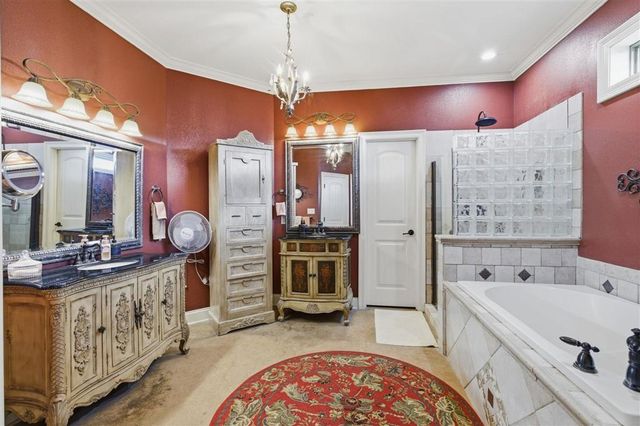 975 N Kade Ln, Lake Charles, LA 70605