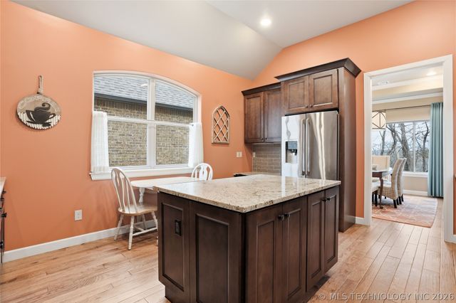 647 E Huntsville Place, Broken Arrow, OK 74011