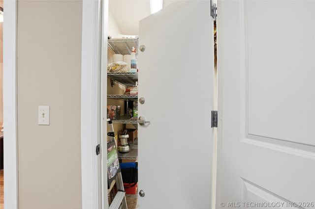 647 E Huntsville Place, Broken Arrow, OK 74011