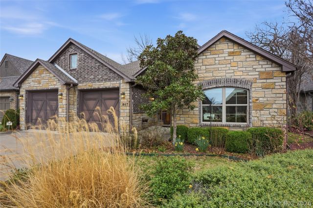 647 E Huntsville Place, Broken Arrow, OK 74011