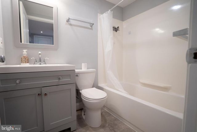 3804 FALLS RD, Baltimore, MD 21211