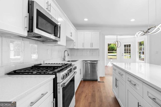 1689 Derry Avenue SW, Atlanta, GA 30310