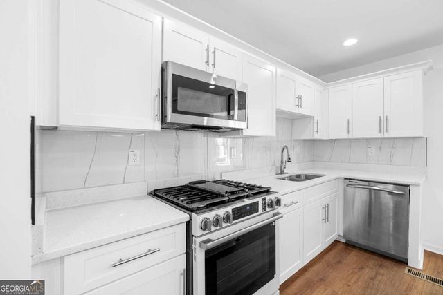 1689 Derry Avenue SW, Atlanta, GA 30310