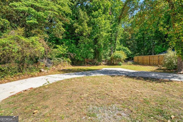 1689 Derry Avenue SW, Atlanta, GA 30310