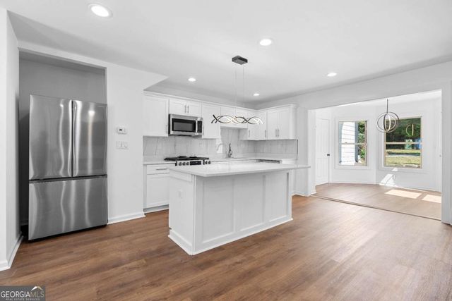 1689 Derry Avenue SW, Atlanta, GA 30310