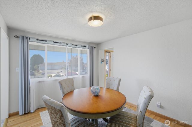 1273 S Jackson Avenue, Tacoma, WA 98465