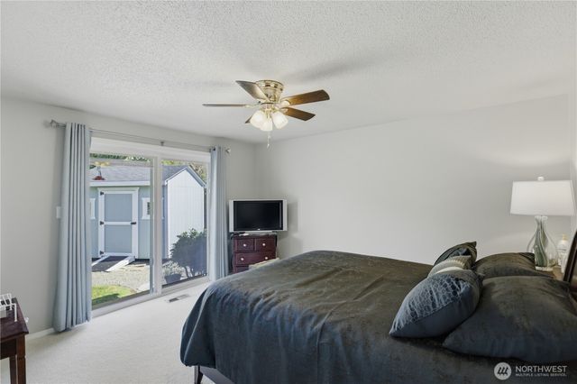 1273 S Jackson Avenue, Tacoma, WA 98465