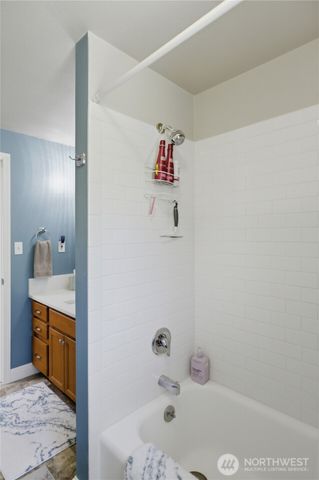 1273 S Jackson Avenue, Tacoma, WA 98465