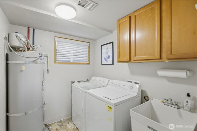 1273 S Jackson Avenue, Tacoma, WA 98465