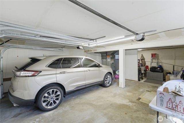 1273 S Jackson Avenue, Tacoma, WA 98465