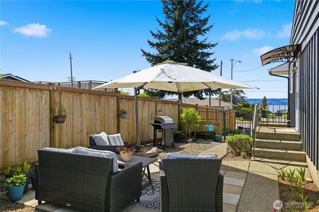 1273 S Jackson Avenue, Tacoma, WA 98465