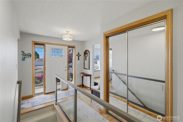 1273 S Jackson Avenue, Tacoma, WA 98465