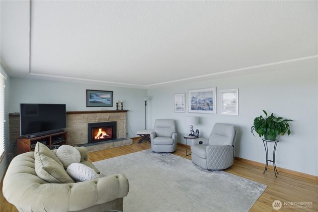 1273 S Jackson Avenue, Tacoma, WA 98465