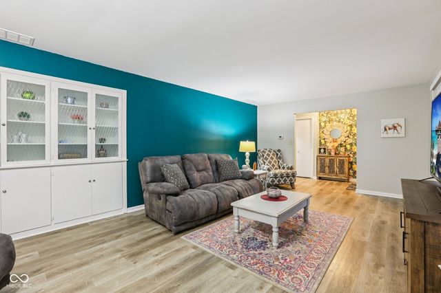 1641 Hillcrest Avenue, Anderson, IN 46011