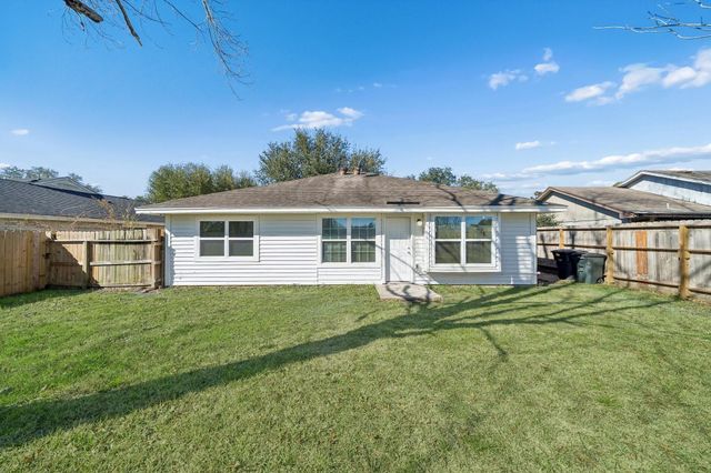 11618 Birch Run Lane, Houston, TX 77067