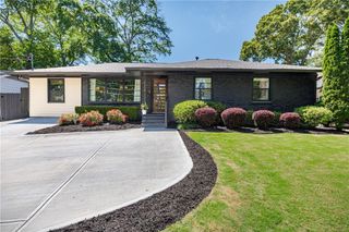 2334 Cortez Way NE, Brookhaven, GA 30319