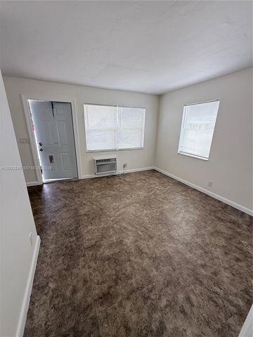 801 N H St 1, Lake Worth, FL 33460