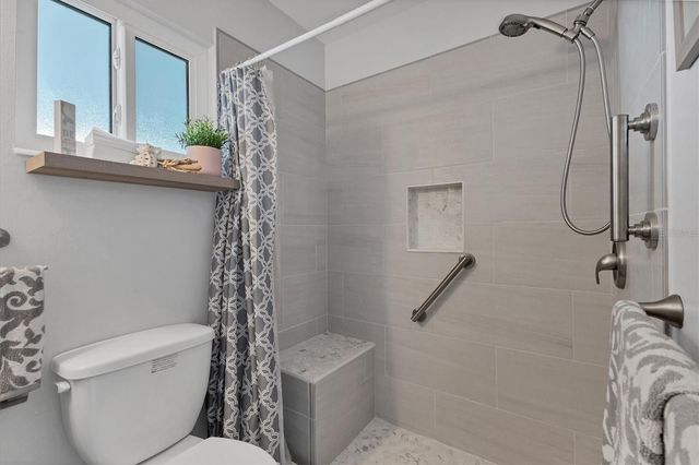 1815 ROXANE WAY 65, Sarasota, FL 34235