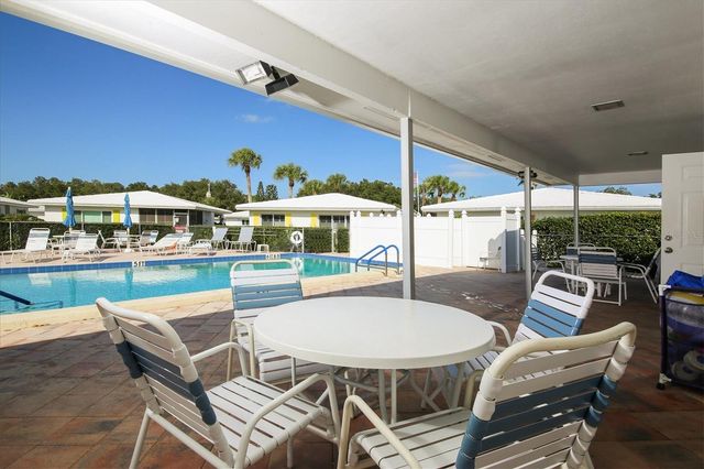 1815 ROXANE WAY 65, Sarasota, FL 34235