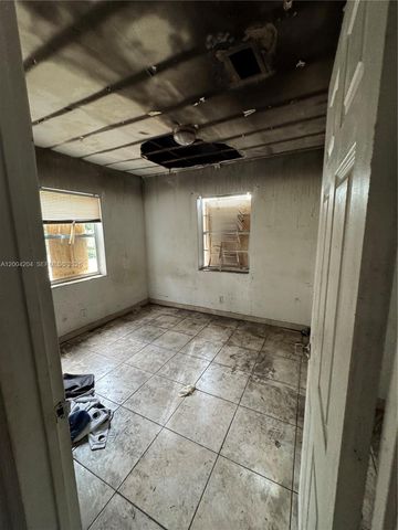 530 NW 31st Ave, Fort Lauderdale, FL 33311