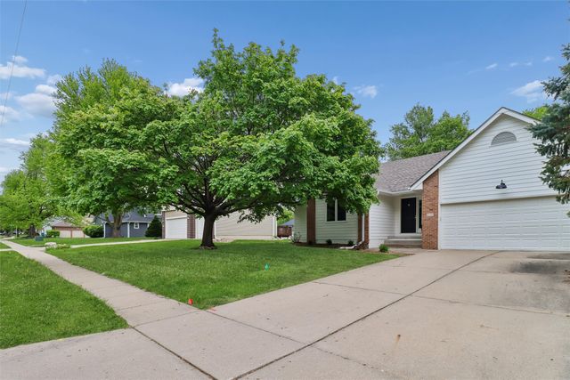 617 Valley West Drive, West Des Moines, IA 50265