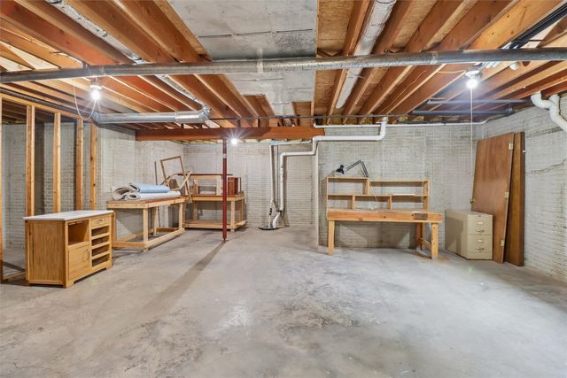 617 Valley West Drive, West Des Moines, IA 50265