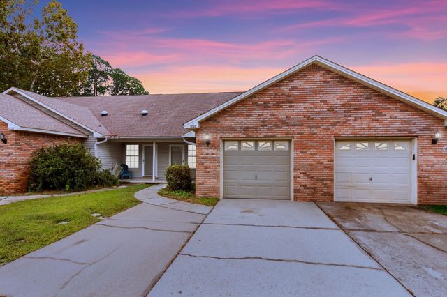 1828 Sod Drive, Fort Walton Beach, FL 32547