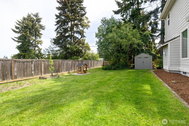 2201 W 16th Street, Port Angeles, WA 98363