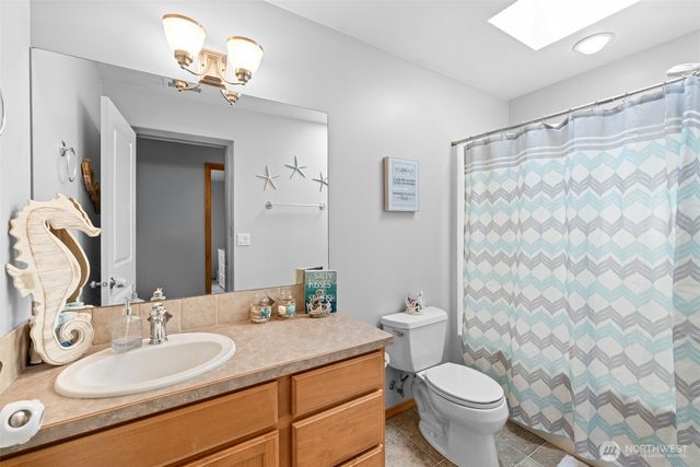 2201 W 16th Street, Port Angeles, WA 98363