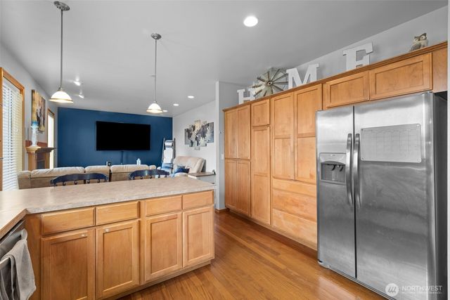 2201 W 16th Street, Port Angeles, WA 98363