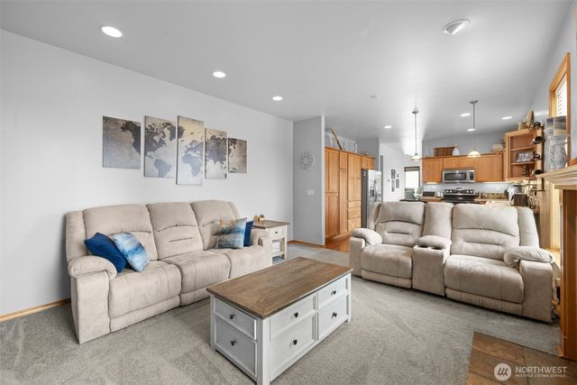 2201 W 16th Street, Port Angeles, WA 98363