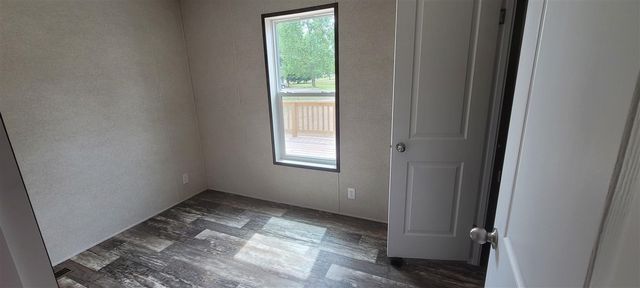 5556 W Lake Boulevard, Hart, MI 49420