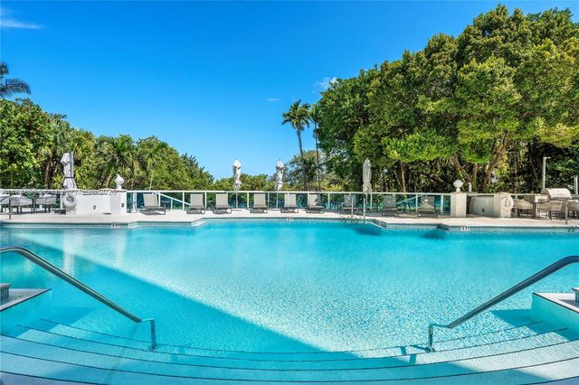 2127 Brickell Ave 1005, Miami, FL 33129