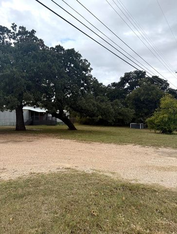 2609 S 1st Street W, Clyde, TX 79510