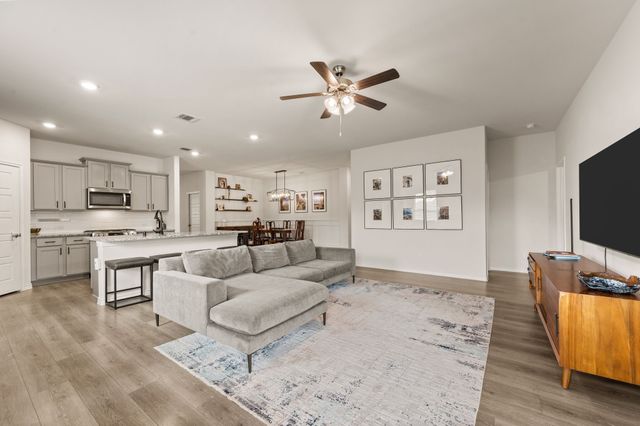 510 Royal Pine Drive, Fate, TX 75087