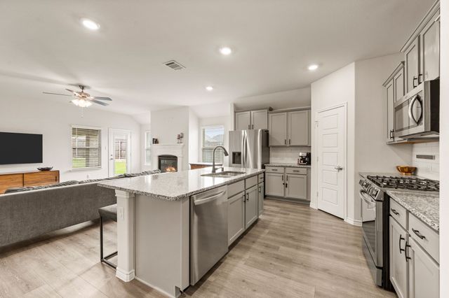 510 Royal Pine Drive, Fate, TX 75087