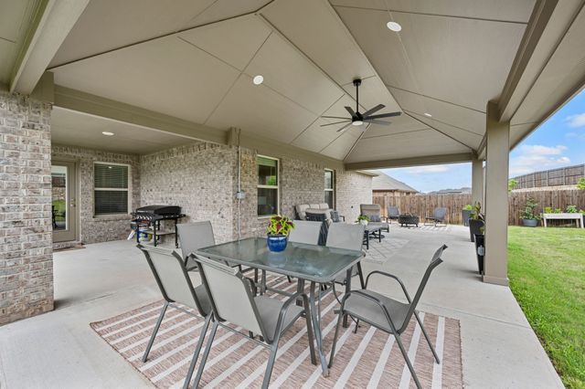 510 Royal Pine Drive, Fate, TX 75087
