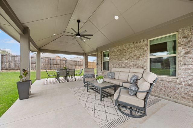 510 Royal Pine Drive, Fate, TX 75087
