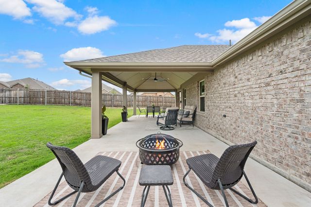 510 Royal Pine Drive, Fate, TX 75087