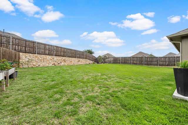 510 Royal Pine Drive, Fate, TX 75087