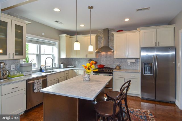 1528 SPRING PL NW, Washington, DC 20010
