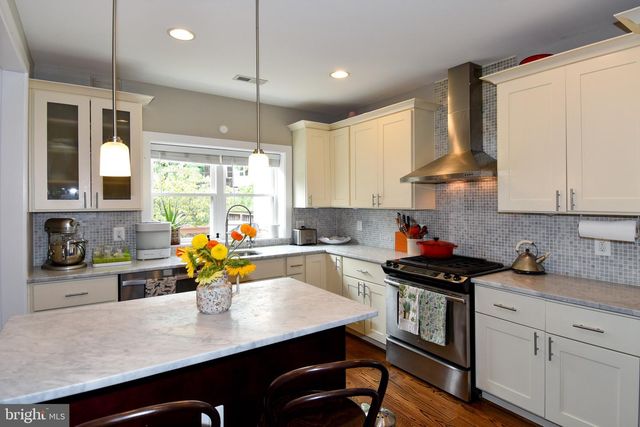 1528 SPRING PL NW, Washington, DC 20010