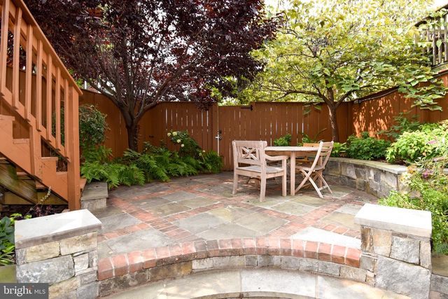 1528 SPRING PL NW, Washington, DC 20010