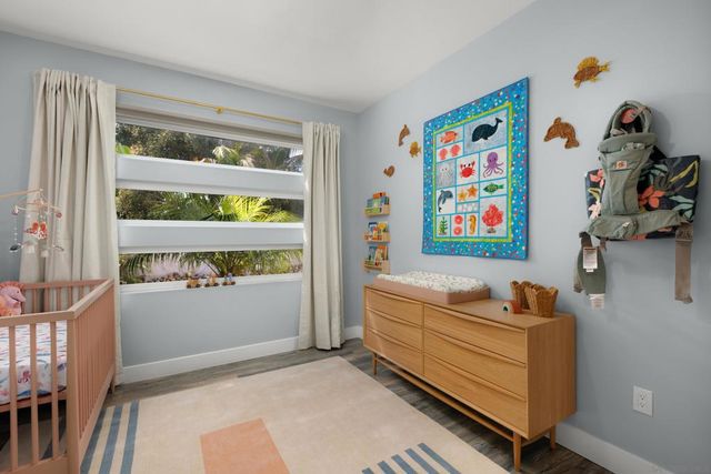 2743 Mesa Dr, Oceanside, CA 92054