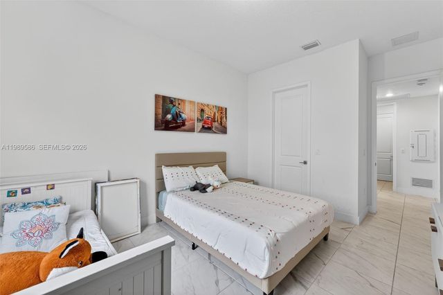 8267 SW 120th Ter, Miami, FL 33156