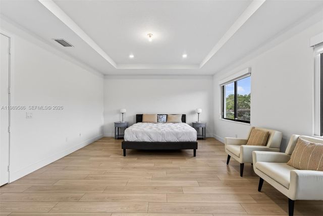 8267 SW 120th Ter, Miami, FL 33156