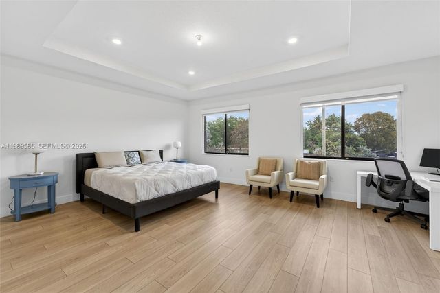 8267 SW 120th Ter, Miami, FL 33156