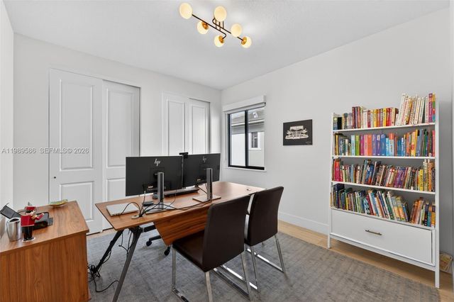 8267 SW 120th Ter, Miami, FL 33156