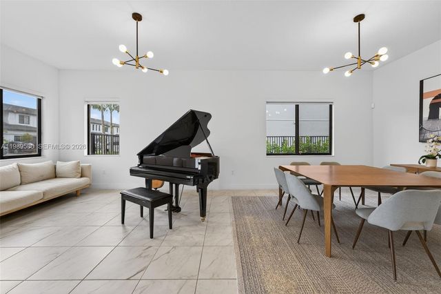 8267 SW 120th Ter, Miami, FL 33156